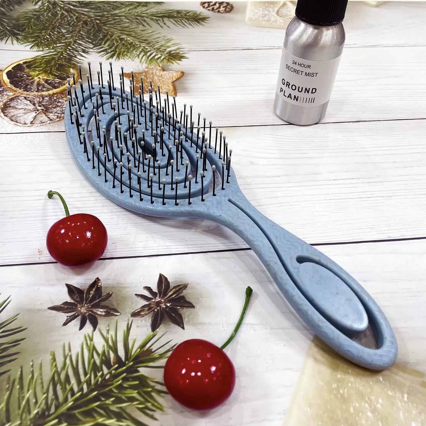 Biodegradable Detangling Hairbrush| EcoGlow Essentials